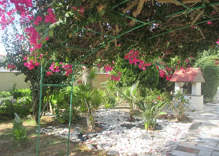 Tsialis Aparthotel 4*