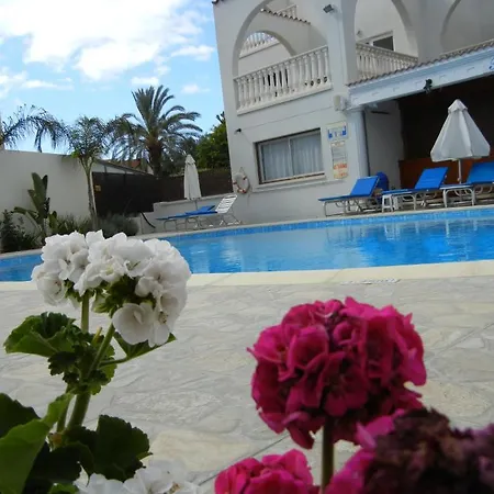 Apartmanhotel Tsialis Píla