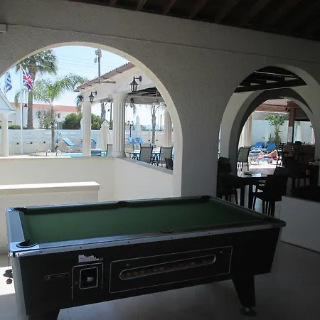 Tsialis Апарт-отель 4*