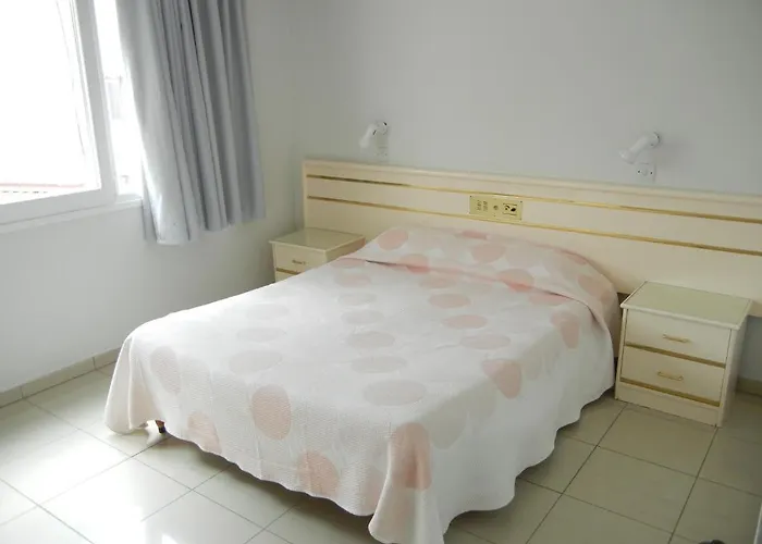 τσιάλης Πύλα