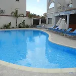 Tsialis 4* פיילה